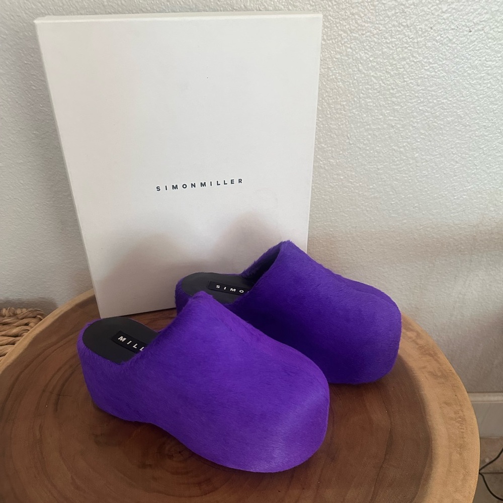 Simon Miller bubble clogs